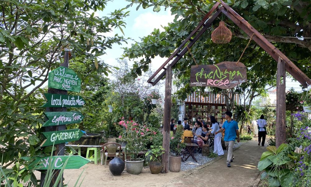 Phuc Nguyen Rose Garden Kafe