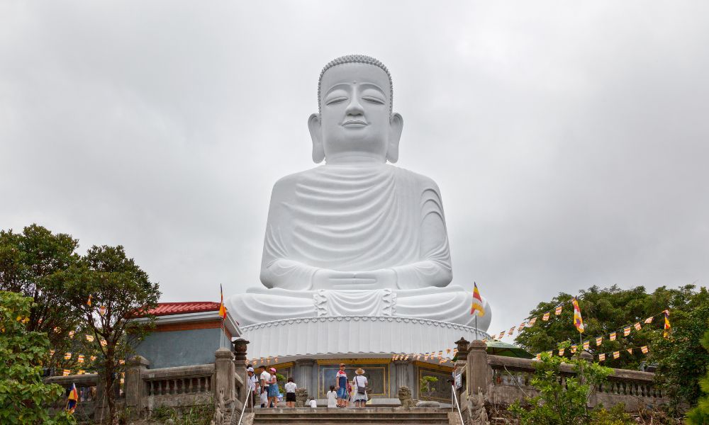 Chùa Linh Ứng (Linh ung Pagoda)