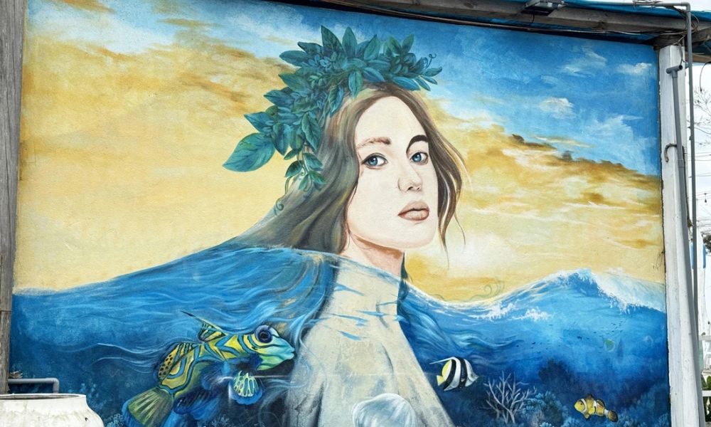 Làng Bích Họa Tam Thanh (Tam Thanh Mural Village)